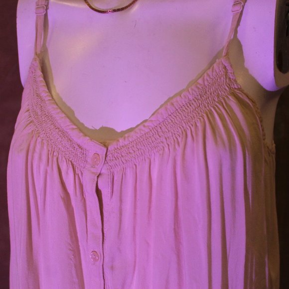 Old Navy Tank - Picture 3 of 7